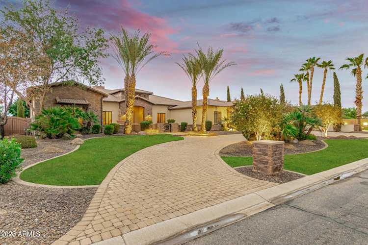 26010 S Washington Street Chandler, AZ 85249