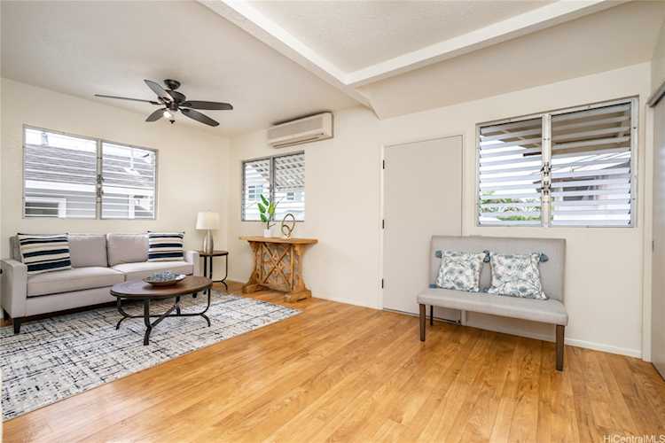 733-E Momolio Street Honolulu, HI 96817