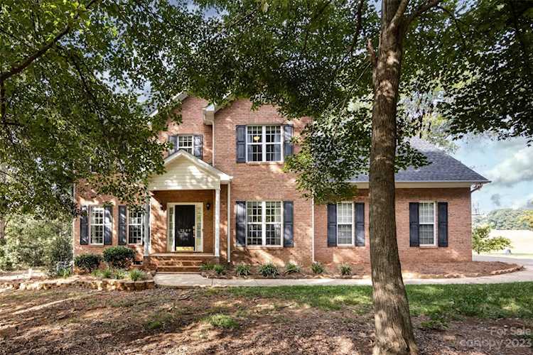 3209 Stump Lake Dr Monroe, NC 28110