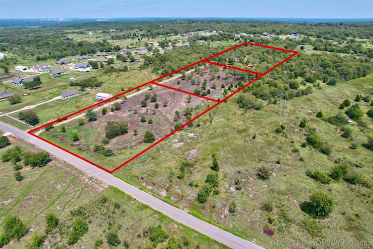13247 Hobbs Creek Dr Collinsville, OK 74021