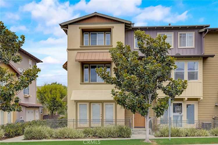 280 Tustin Field Dr, Tustin, CA 92782 | MLS# OC23177688 | condo for sale Photo 1