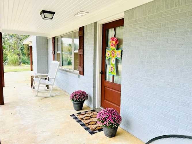 399 Central Academy Road Batesville, MS 38606