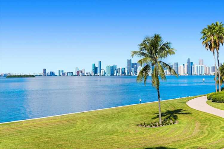 4923 Fisher Island Dr #4923 Miami Beach, FL 33109