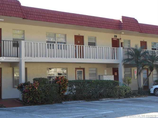 23 Abbey Ln #207 Delray Beach, FL 33446