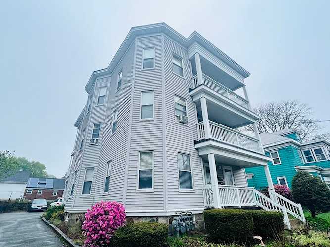 377 Ash St Brockton, MA 02301