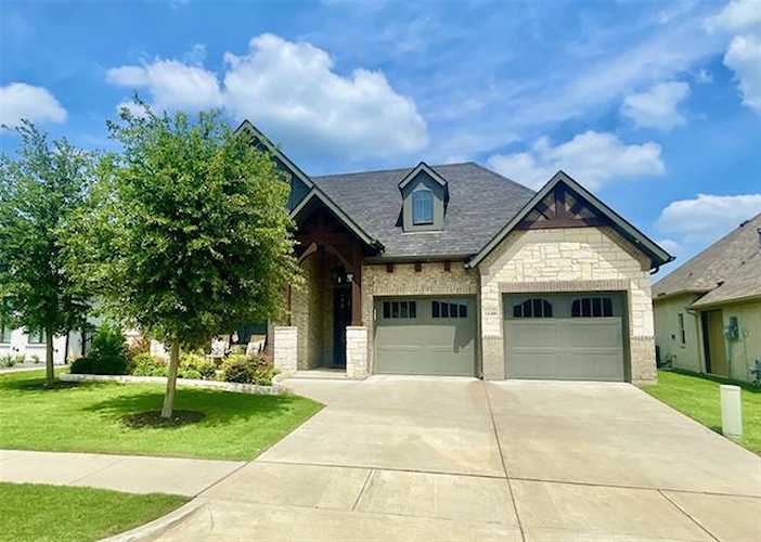 1140 Aviara Court Granbury, TX 76048