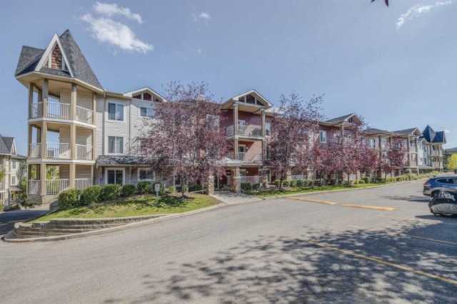 70 NW Panamount Dr Calgary, AB T3K 6G8
