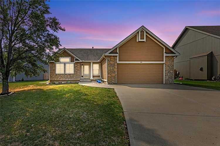 540 S Juniper St Gardner, KS 66030 | MLS 2455443 Photo 1