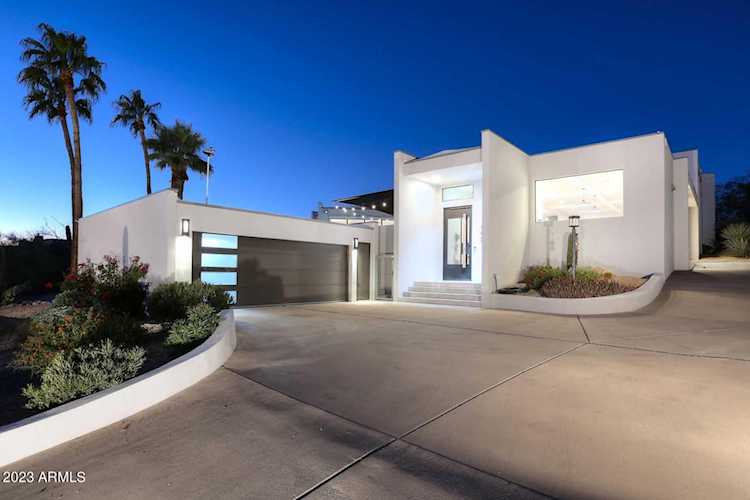 8402 E Carefree Drive Carefree, AZ 85377
