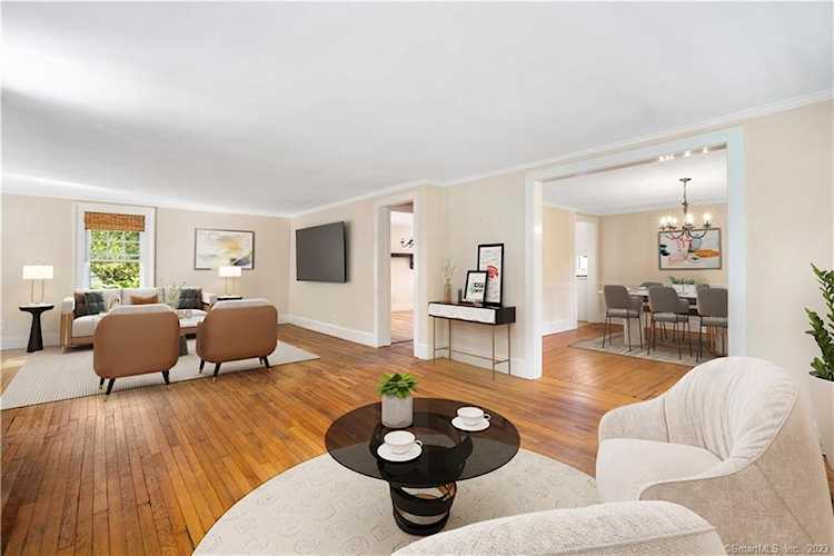 268 Ridgewood Rd West Hartford, CT 06107