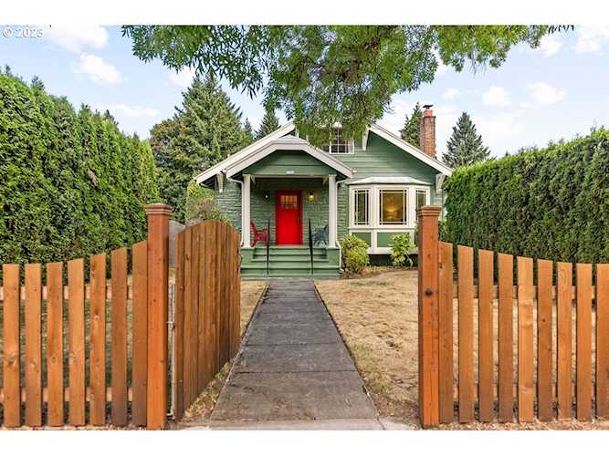 1735 G ST, Washougal, WA 98671 | MLS# 23161317 Photo 1