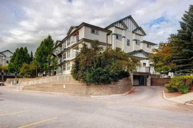 7 SW Somervale View Calgary, AB T2Y 4A9
