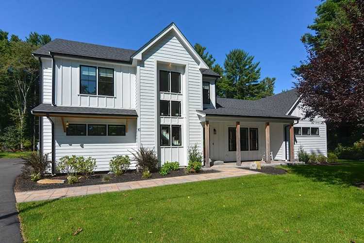 10 Pine Oak Street Holliston, MA 01746