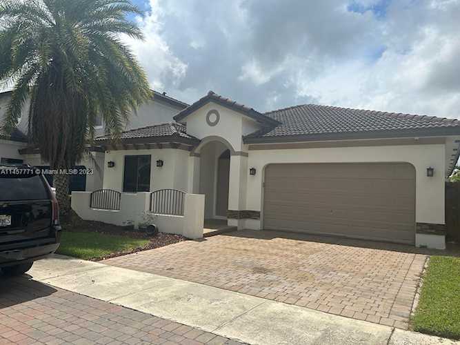 23044 SW 104th Pl Cutler Bay, FL 33190