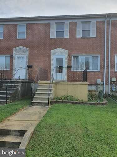 744 Seawall Rd Essex, MD 21221