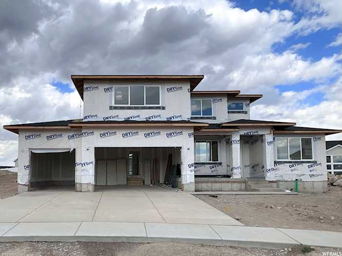 342 W Gooseberry Cir N Saratoga Springs, UT 84045