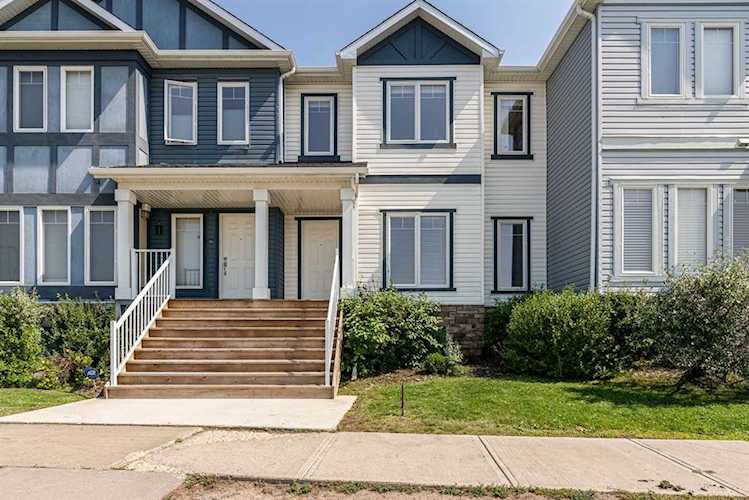 300 Sparrow Hawk Dr #22 Fort McMurray, AB T9K0Y