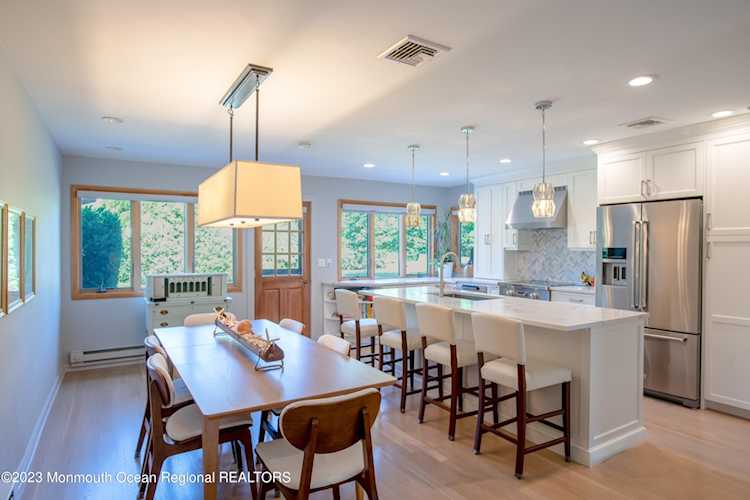 14 Concord Ct Red Bank, NJ 07701