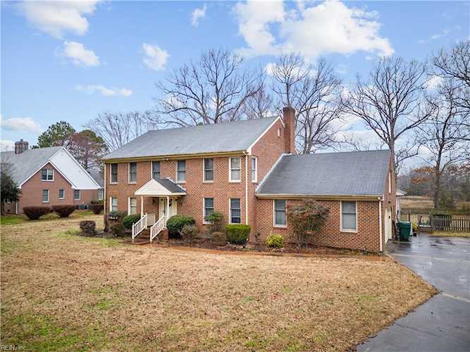 147 Brittany Ln Suffolk, VA 23435