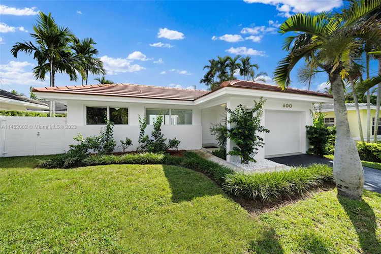 600 Cadagua Ave Coral Gables, FL 33146