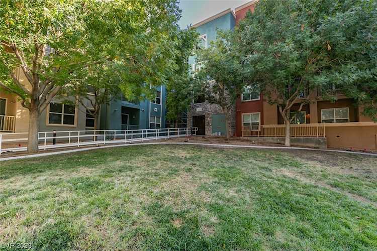 50 E Serene Ave #207 Las Vegas, NV 89123