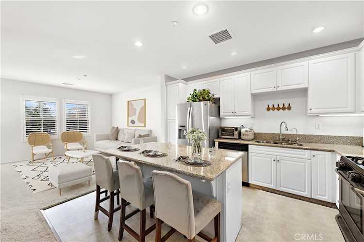 507 E Water St, Anaheim, CA 92805 | MLS# OC23176705 | condo for sale Photo 1