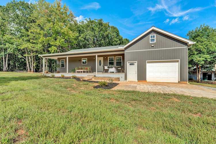 55 Keg Valley Rocky Mount, VA 24151