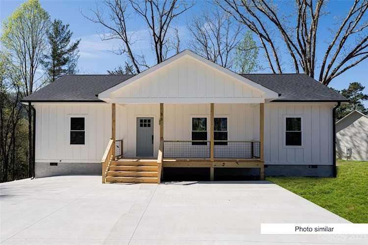 744 Olivette Rd Asheville, NC 28804
