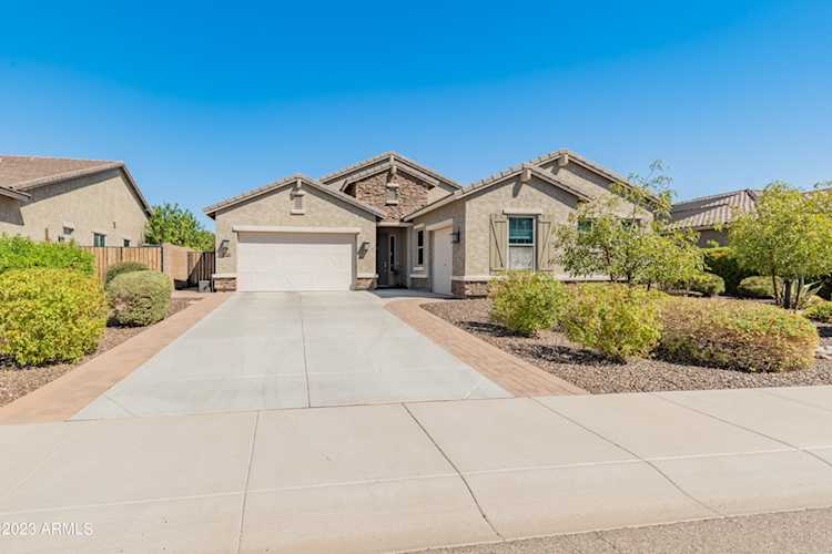 9364 W Cashman Dr Peoria, AZ 85383