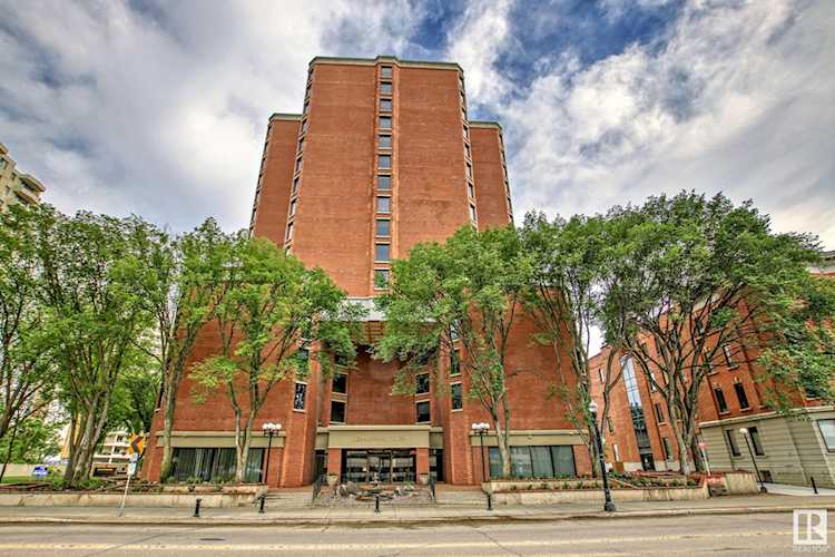 # 905 11503 100 Avenue Edmonton, AB T5K 2K7