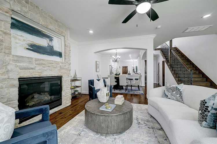 1105 Peveto St Houston, TX 77019