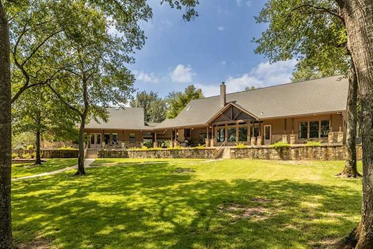 18006 Nelson Loop Streetman, TX 75859