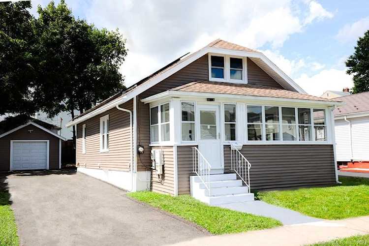 31 Harwich St Hartford, CT 06114