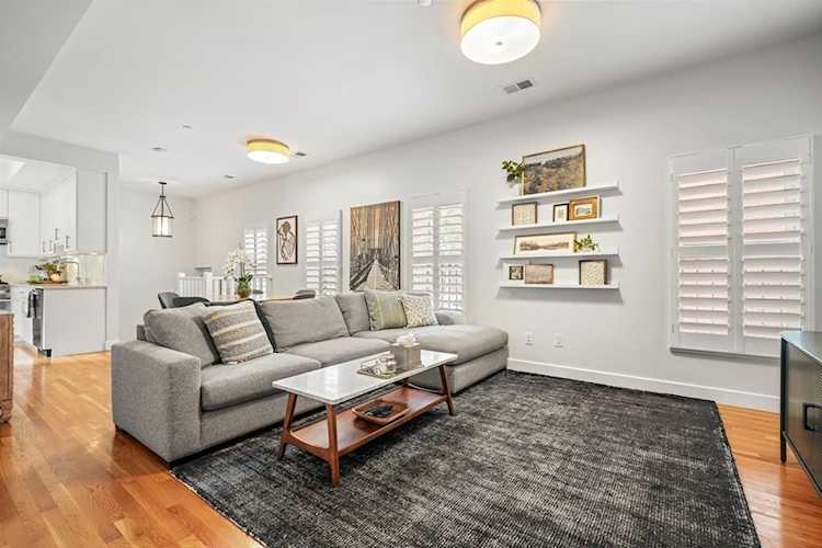 242 Shawmut Avenue #1B Boston, MA 02118