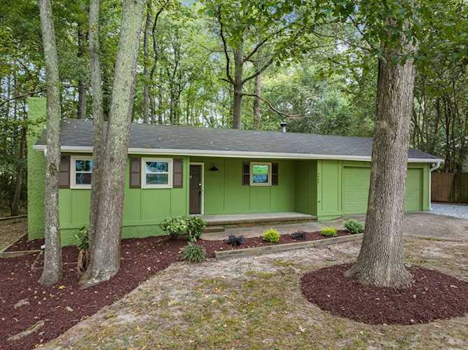 5804 Woodcrest Drive Raleigh, NC 27603