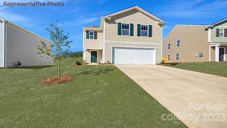 284 Court House Ave York, SC 29745