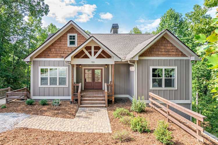 1151 Mountain Parkway Mill Spring, NC 28756 | MLS 4072293 Photo 1