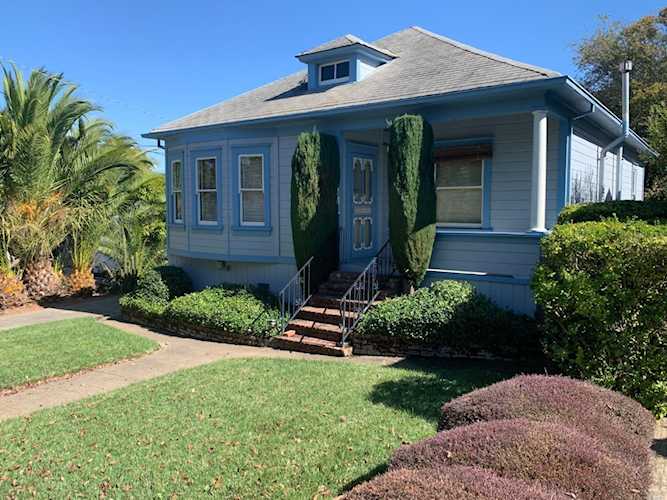 1017 B Street Petaluma, CA 94952 | MLS 322091624 Photo 1