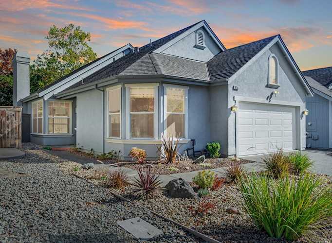 9216 Si Oliver Way Windsor, CA 95492 | MLS 322096030 Photo 1