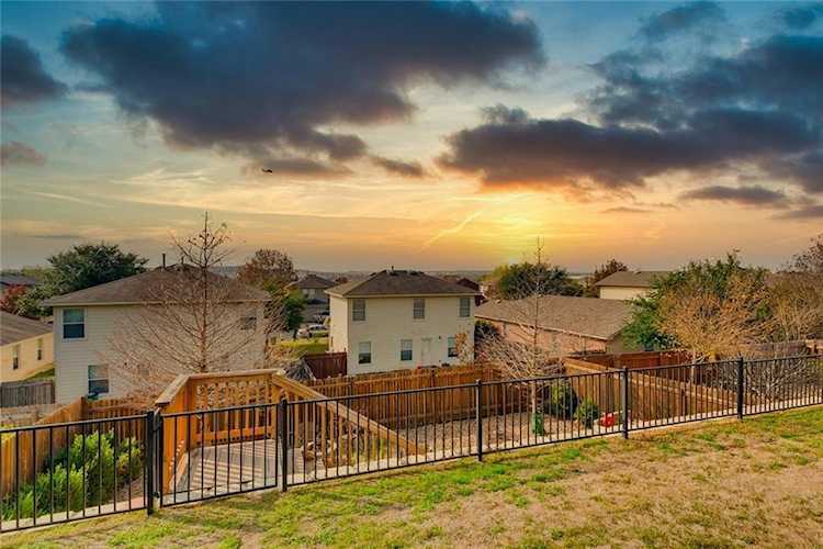 5833 Kleberg TRL Austin, TX 78747