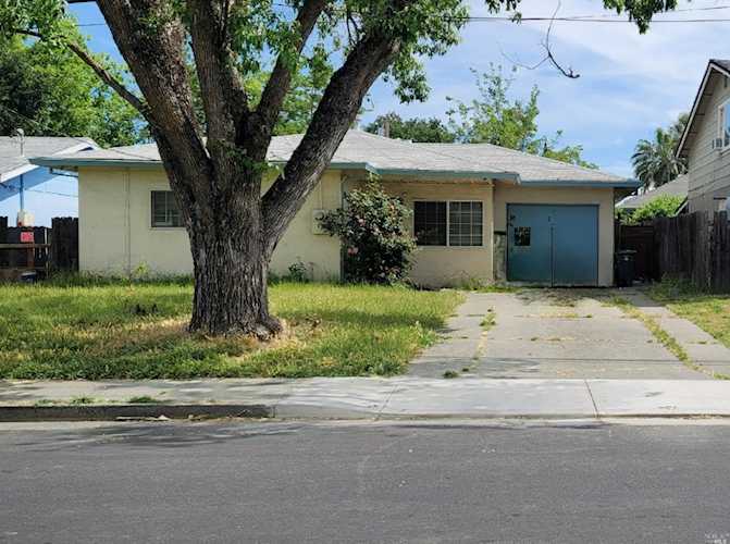 988 Callen Street in Vacaville, CA Photo 1