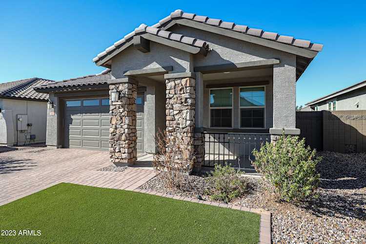 2868 W Martinez Drive San Tan Valley, AZ 85144