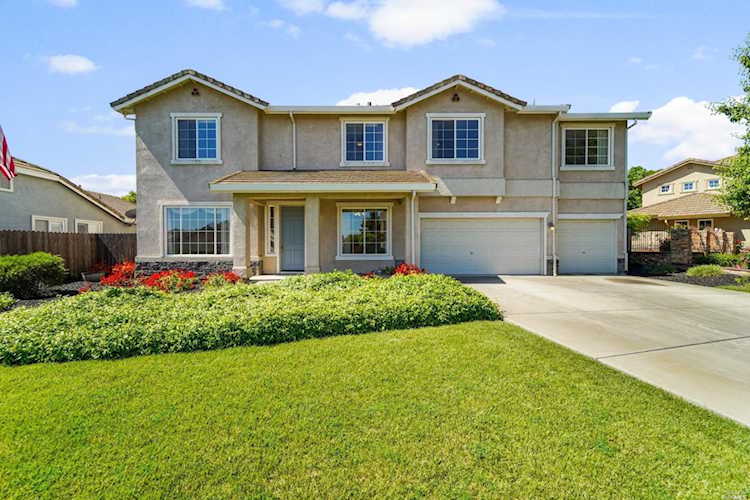 2038 Ambleside Court in Vacaville, CA Photo 1