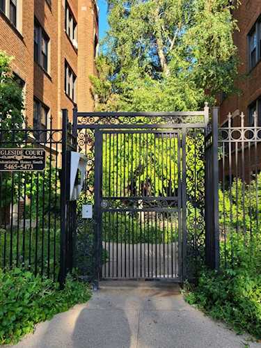 5465 S Ingleside Ave #2W Chicago, IL 60615