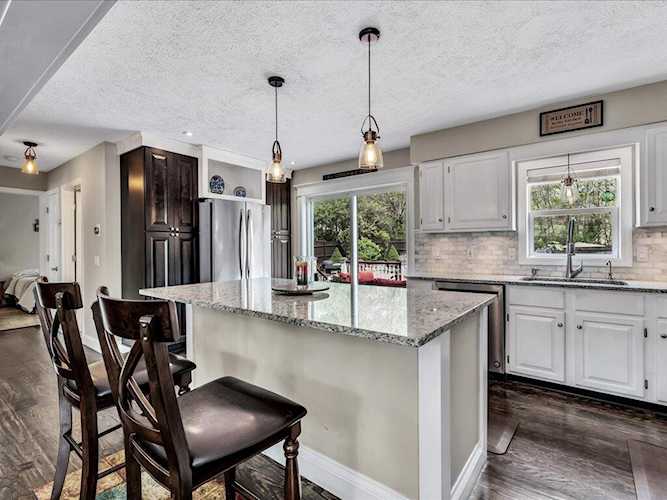 37 Coombs Lane Mashpee, MA 02649