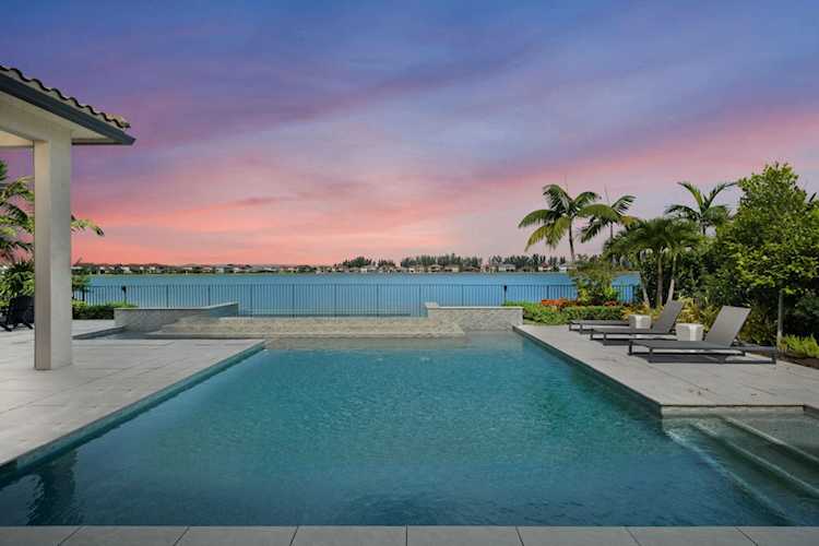 8645 Parkland Bay Drive Parkland, FL 33076