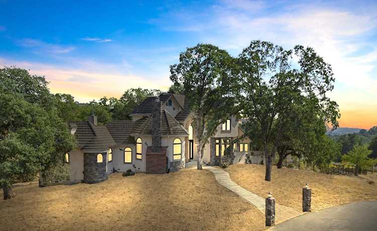 2021 Carlton Lane Placerville, CA 95667