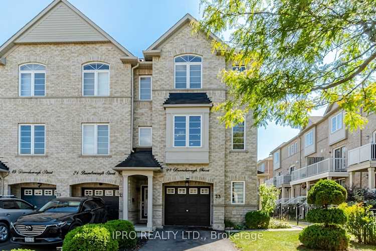 23 Burnsborough St Ajax, ON L1S 0B7