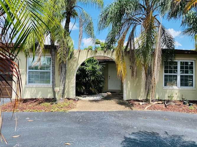9671 NW 20th Pl Sunrise, FL 33322