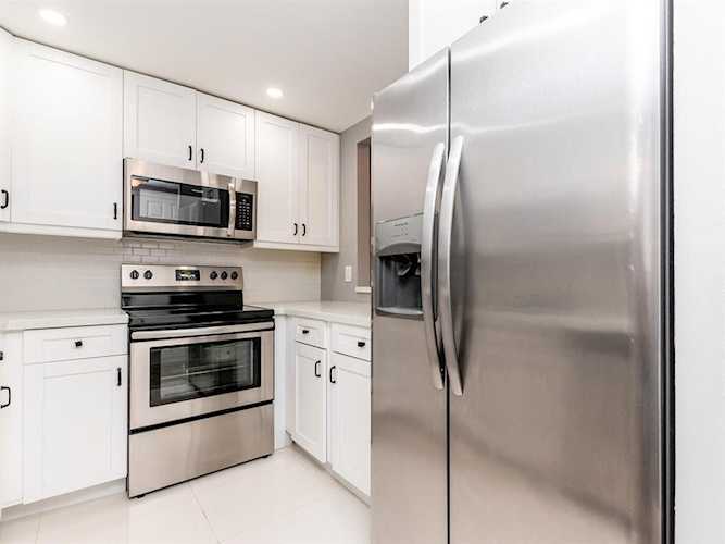 3862 NW 21st Ct Coconut Creek, FL 33066